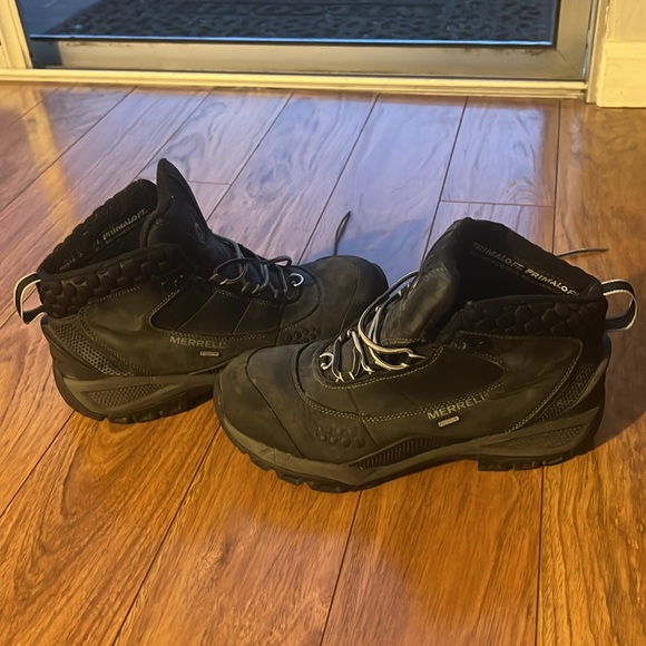 Merrill hiking boots 10 size - Picture 2 of 4
